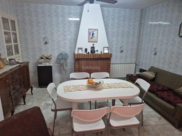 Masía en venta en Pedro Muñoz. Auténtica casa de pueblo con gran potencial y excelente relación calidadprecio en Pedro Muñoz. Masías Pedro.