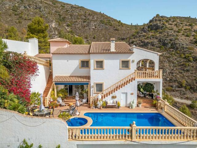 Chalet en venta en Pego. Chalets.