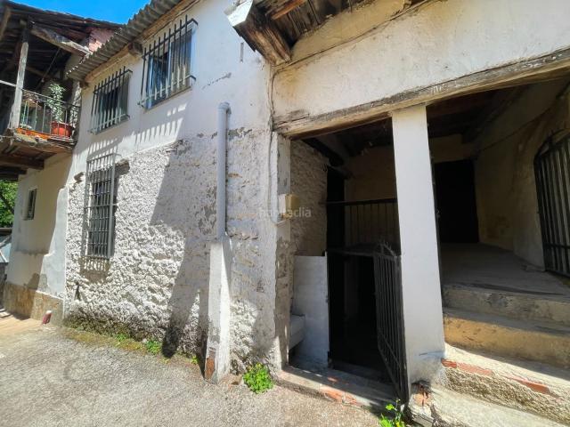 Masía en venta en Ponferrada, Área Rural Sur. SE VENDE CASA DE PUEBLO Y MUCHAS PARCELAS RÚSTICAS. Masías.