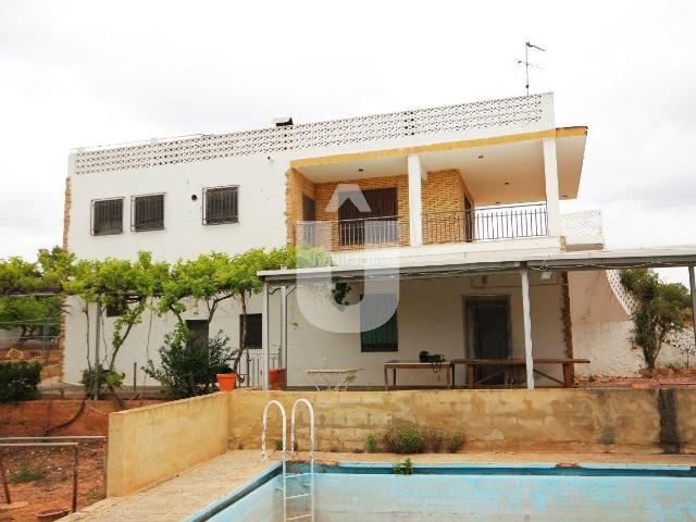 Casa en venta en El Puig de Santa Maria, El Puig. Casas El Puig de Santa.