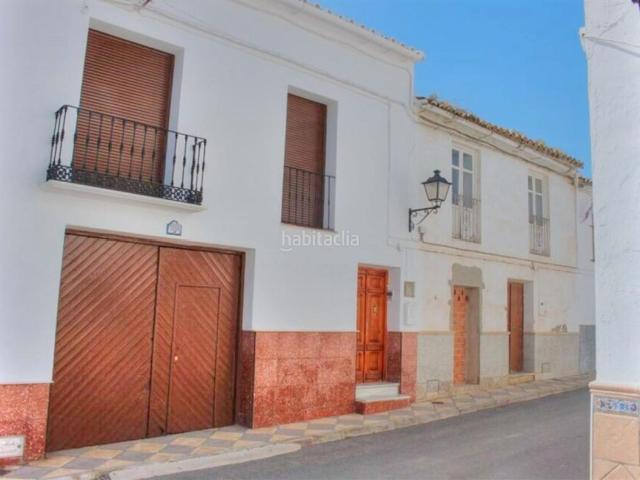 Masía en venta en Riogordo. Casa de Pueblo en Riogordo. Masías.