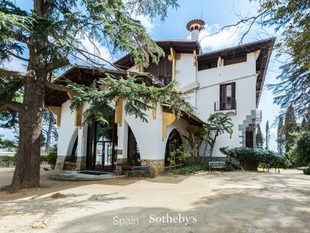 Masía en venta en Sant Andreu de Llavaneres, Centre. Palacio destinado a hotel en el centro del pueblo. Masías Sant Andreu de.
