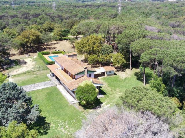 Masía en venta en Riells i Viabrea. ESPECTACULAR CASA DE TURISMO RURAL CON ENCANTO EN ENTORNO NATURAL PRIVILEGIADO SANT FELIU DE BUIXALLEU. Masías Riells i.