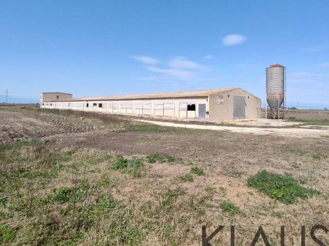 Masía en venta en Sant Jaume d´Enveja, de 1.300 m² por 150.000