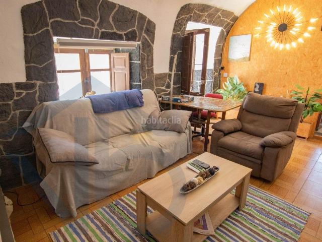 Masía en venta en San Juan de los Terreros. Pilar de Jaravia Finca Rustica. Masías San Juan de los.