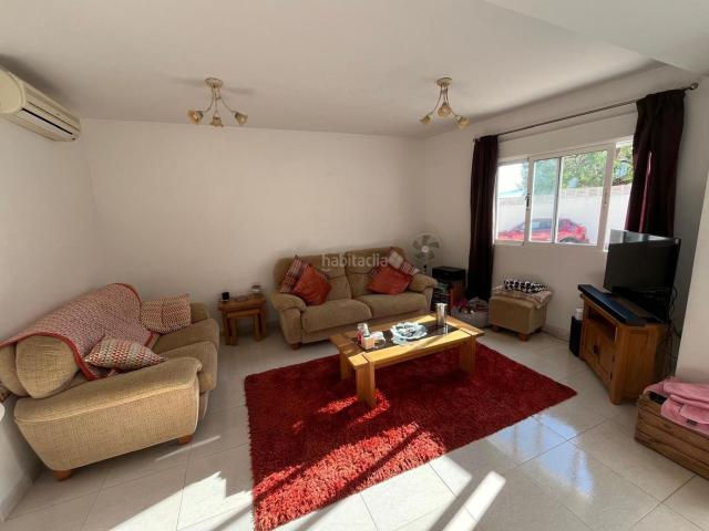 Masía en venta en Sagra. Encantadora Casa Adosada en Sagra con Piscina Comunitaria y Comodidades Modernas. Masías.