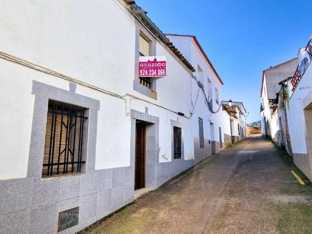Masía en venta en Salvatierra de los Barros. Casa con terreno en Salvatierra de los BarrosBadajoz. Masías Salvatierra de los.