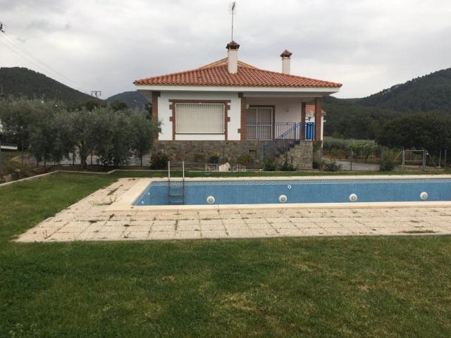 Masía en venta en Sentmenat. Finca en terreno rustico. Masías.