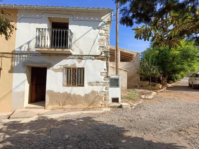 Masía en venta en Sierra Engarcerán. Sierra EngarceránMasia. Masías Sierra.