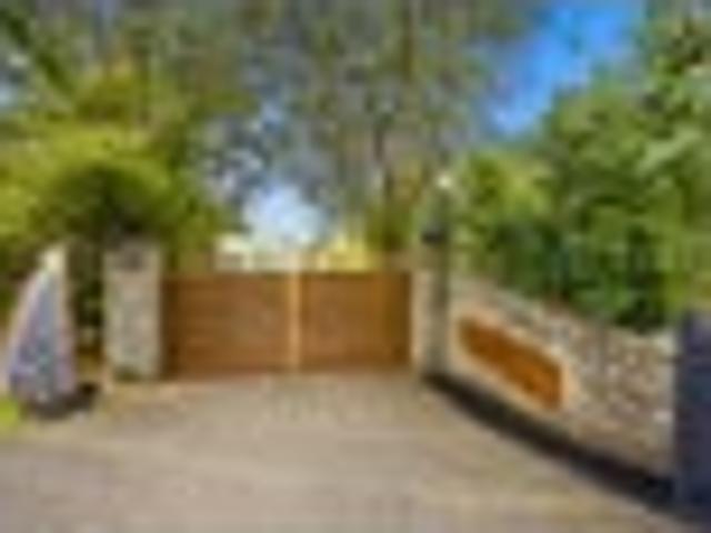 Masion Blanc Lodge
