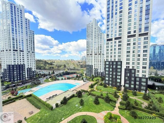 Maslak Mashattan Sitesinde 4+1 Kiralık Daire Havuz Manzaralı