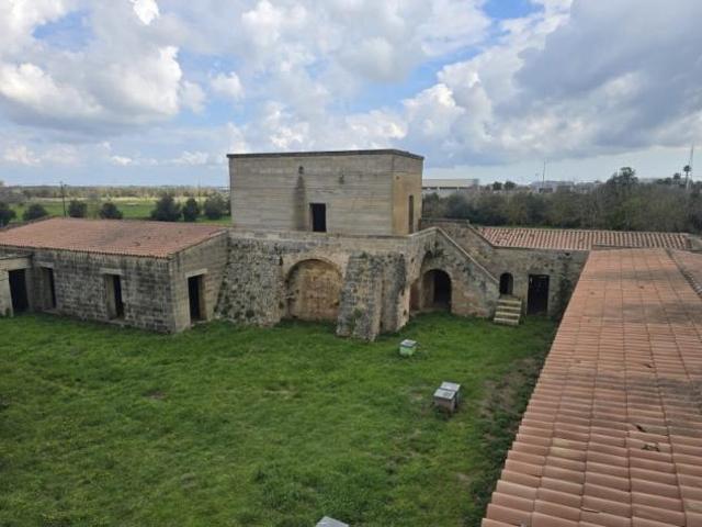 MASSERIA IN VENDITA A COLLEPASSO