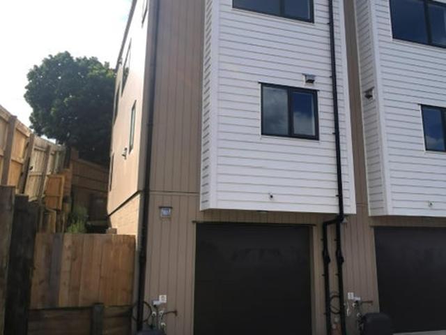 massey, 2 bedrooms