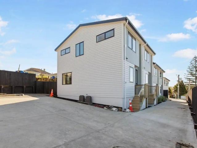 Massey, 2 bedrooms