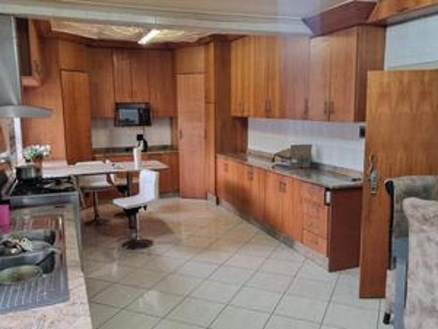 massive double storey home in prime.