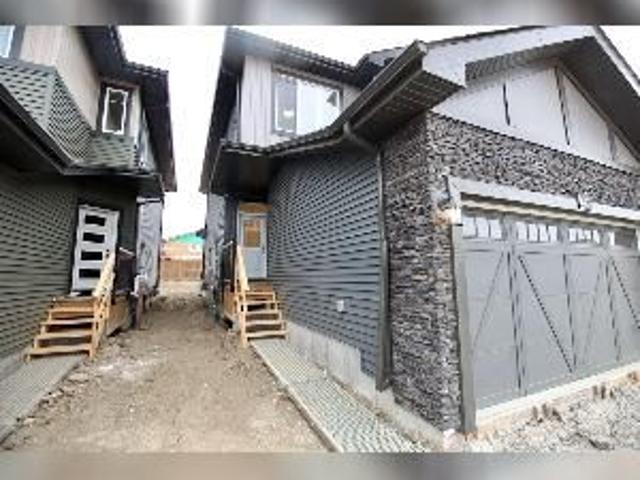 Mattson 3 Bed 2.5 Bath Dbl Garage Upper Edmonton