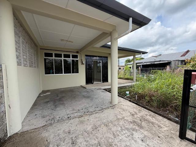 Matang Kopodims Single Storey Corner