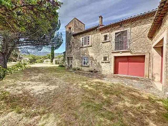 Maubec 84660 Achat / Vente maison 7 pièces t7 piscine terrasse