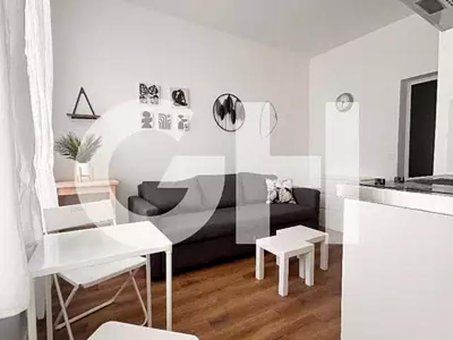 Maubeuge 59600 Location appartement 1 pièce t1 au dernier étage