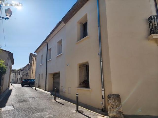 MAUGUIO coeur de village appt 3 pièces+garage 120 m²