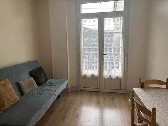 Mauléon Licharre 64130 Location appartement 3 pièces t3 au dernier étage cave
