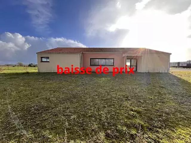 Mauléon 79700 Achat / Vente divers 8 pièces