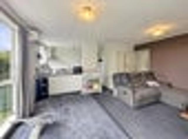 Maungaraki, 2 bedrooms, $540 pw