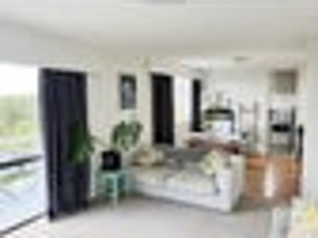 Maungaraki, 3 bedrooms, $690 pw