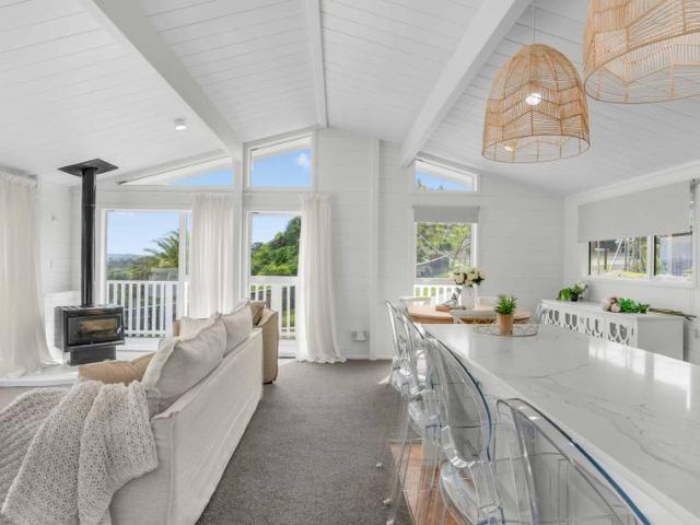Maungaraki 4+ Bedrooms