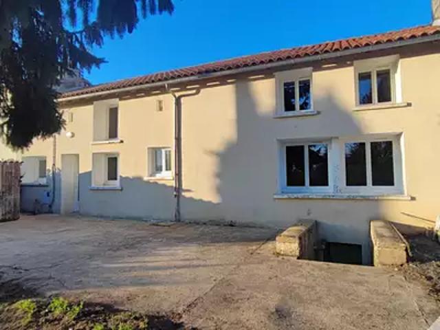 Mauprévoir 86460 Achat / Vente maison 4 pièces t4 jardin terrasse