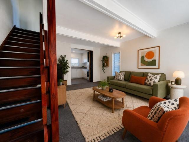 maupuia, 2 bedrooms