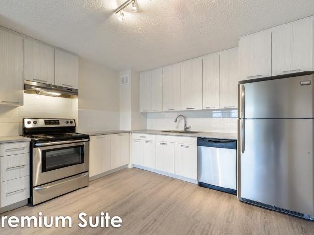 Maureen Manor 1 Bedroom Apartment for Rent at 9927 114 St Nw, Edmonton, AB T5K 1P8 Oliver