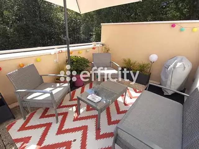 Maurepas 78310 Achat / Vente appartement 5 pièces t5 au dernier étage terrasse