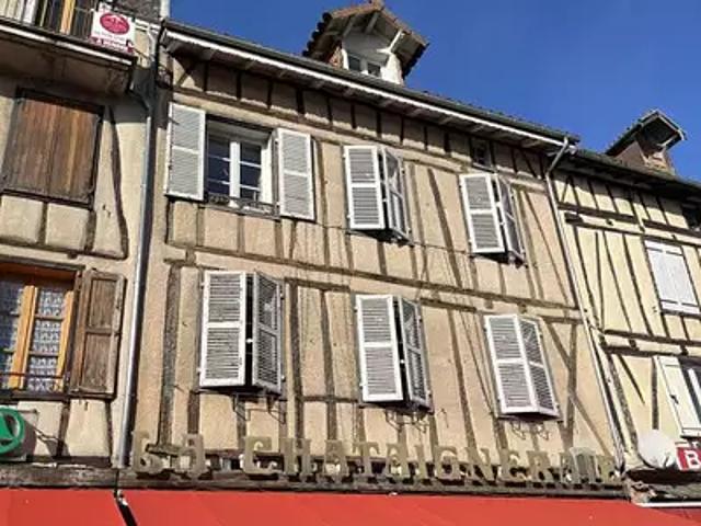 Maurs 15600 Achat / Vente immeuble