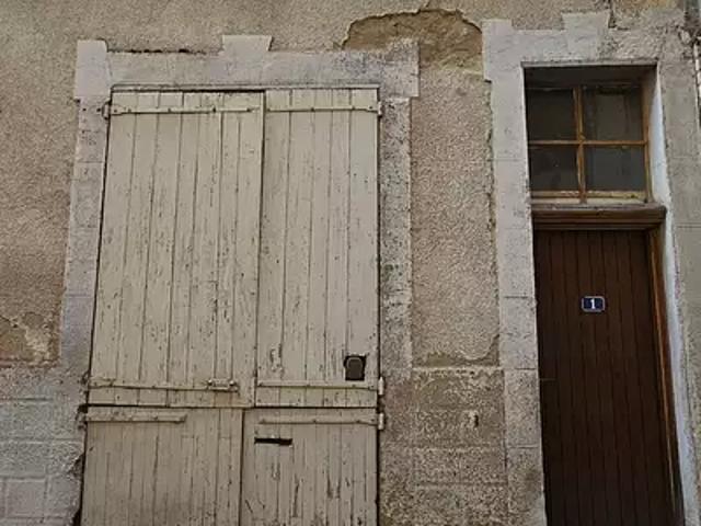 Maurs 15600 Achat / Vente maison 5 pièces t5
