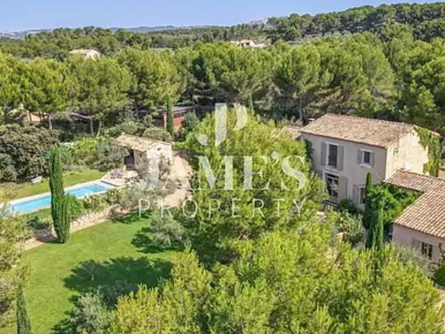 Maussane les Alpilles 13520 Achat / Vente maison 5 pièces t5 parking