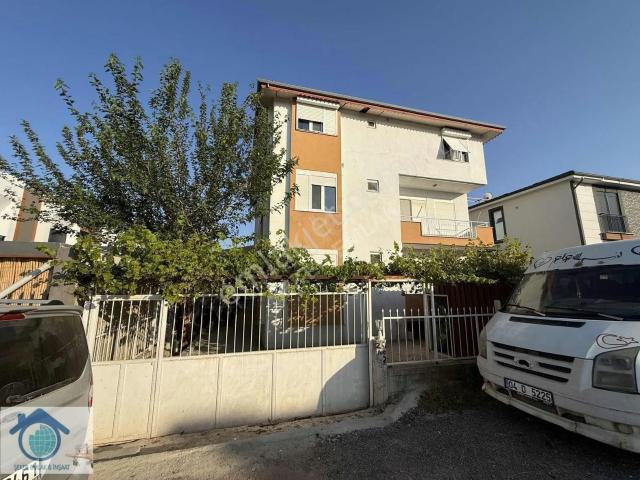 Mavavgat Girişi Hatipler Karşisi 3 Katlı Mustakl Bina Herkat Tek
