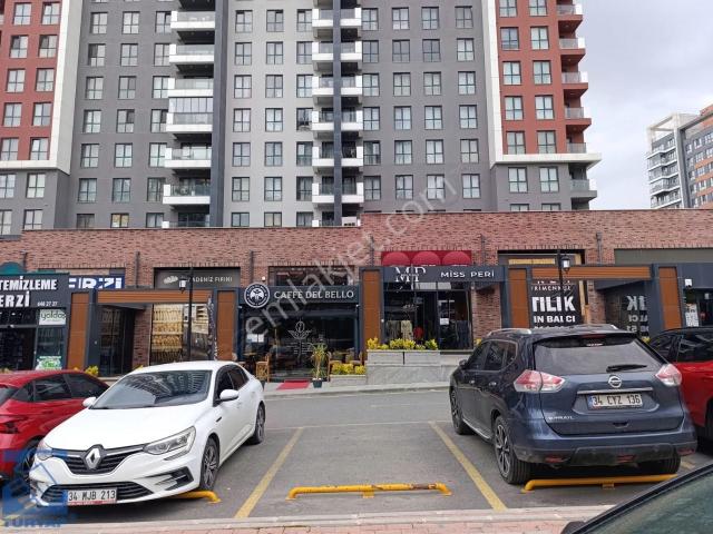 Mavera Homes'ta Devren Kiralık Mağaza Kayaşehir Metro Yanı