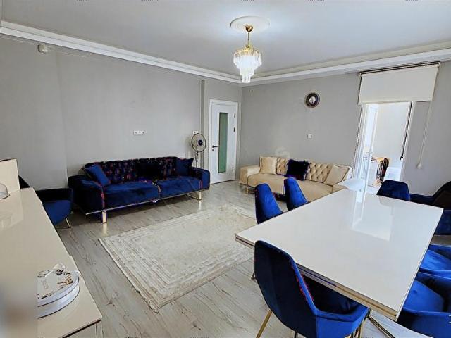 MAVİ ATLAS'TAN İLKADIM KIŞLA DA SATILIK 3+1 DAİRE