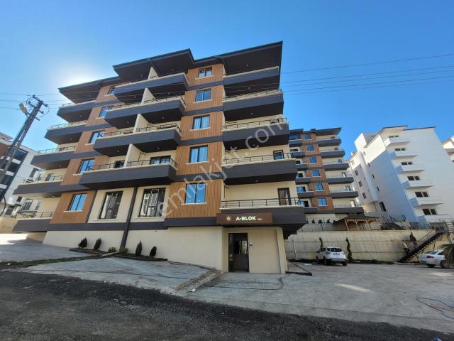 Mavi Atlastan Körfez De Lüks,geniş Sıfır Satılık 1+1 Daire