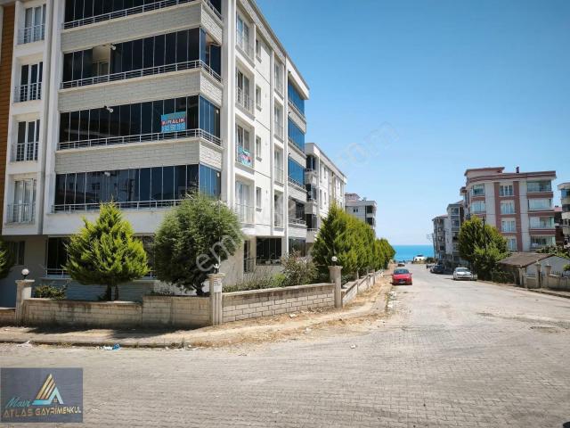 Mavi Atlastan Körfezde Tramvay Ve Denize Yakın Kiralık 2+1 Daire