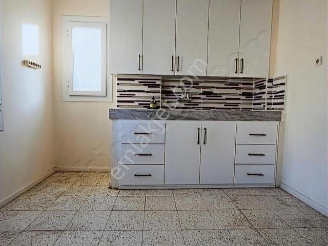 Mavi Bulvar Salı Pazarında Duygu Kafeye 5 Dk. Hasarsız 3+1 Son Kat