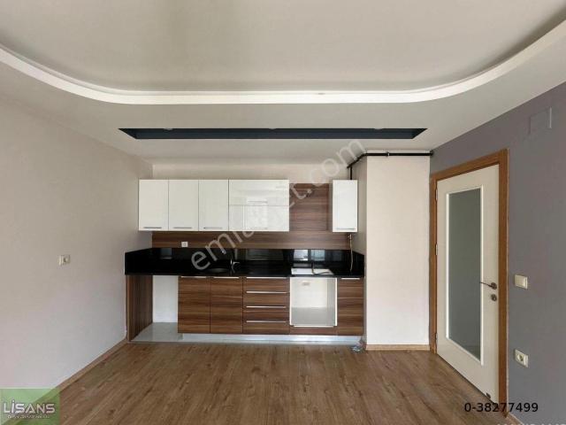Mavi Bulvarda Yola 2 Dk. Mesafede 2+1 Doğalgazlı Uygun Ucuz Fiyatlı Kiralık Daire