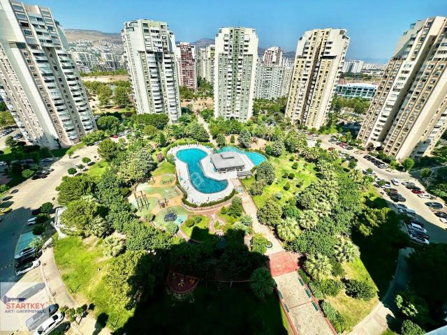 Mavişehir Albatros'ta Deniz Ve Havuz Manzaralı Satılık 3+1 Daire