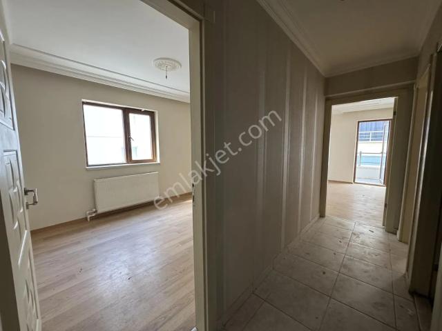 Mavi Göl Cad Üzeri 3+1 125 M² Net Otoparklı Asansörlü