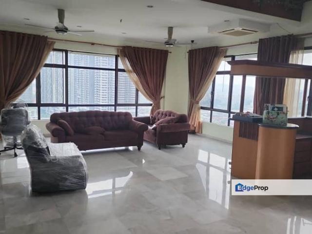 Maxwell Towers