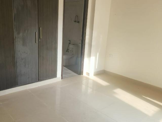 Maxblis White House 3 Bedroom 1390 Sq. Ft. Apartment in Sector 75 Noida Listing ID: #9876