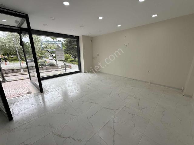 May Group'dan Merkezefendi'de Cadde Üstü 50m2 Kiralık Dükkan