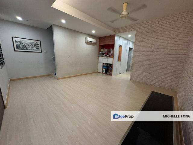 Maya Height @ Bandar Seri Alam,Masai, Double Storey Terrace For Sale Fully Renovated