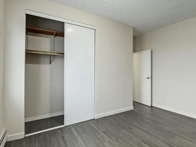 Mayfair Manor 2 Bedroom Apartment for Rent at 407 5 Ave Se, Medicine Hat, AB T1A 8C2 SE Hill
